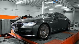 Chiptuning BMW G11 740D 320KM